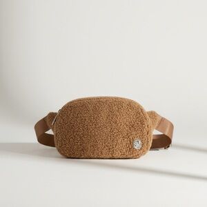 Steve Madden Brown Textured Belt Bag NWOT, sealed hard wear